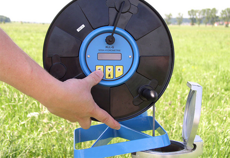 Mobiles Feldlabor mit Kabellichtlotfunktion zur Messung von Wasserqualitätsparametern